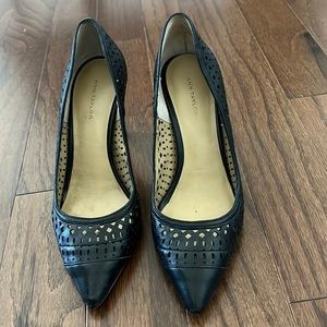 Ann Taylor navy pumps